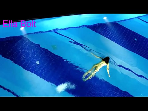 ❤️ Kuv tsis tuaj yeem tso tseg saib, cov tub ntxhais hluas plaub hau daj tau ntes liab qab hauv ELLA BOLT chaw ua si pas dej ❤️ Sex video ntawm peb hmn.xxxomg.ru% ☑
